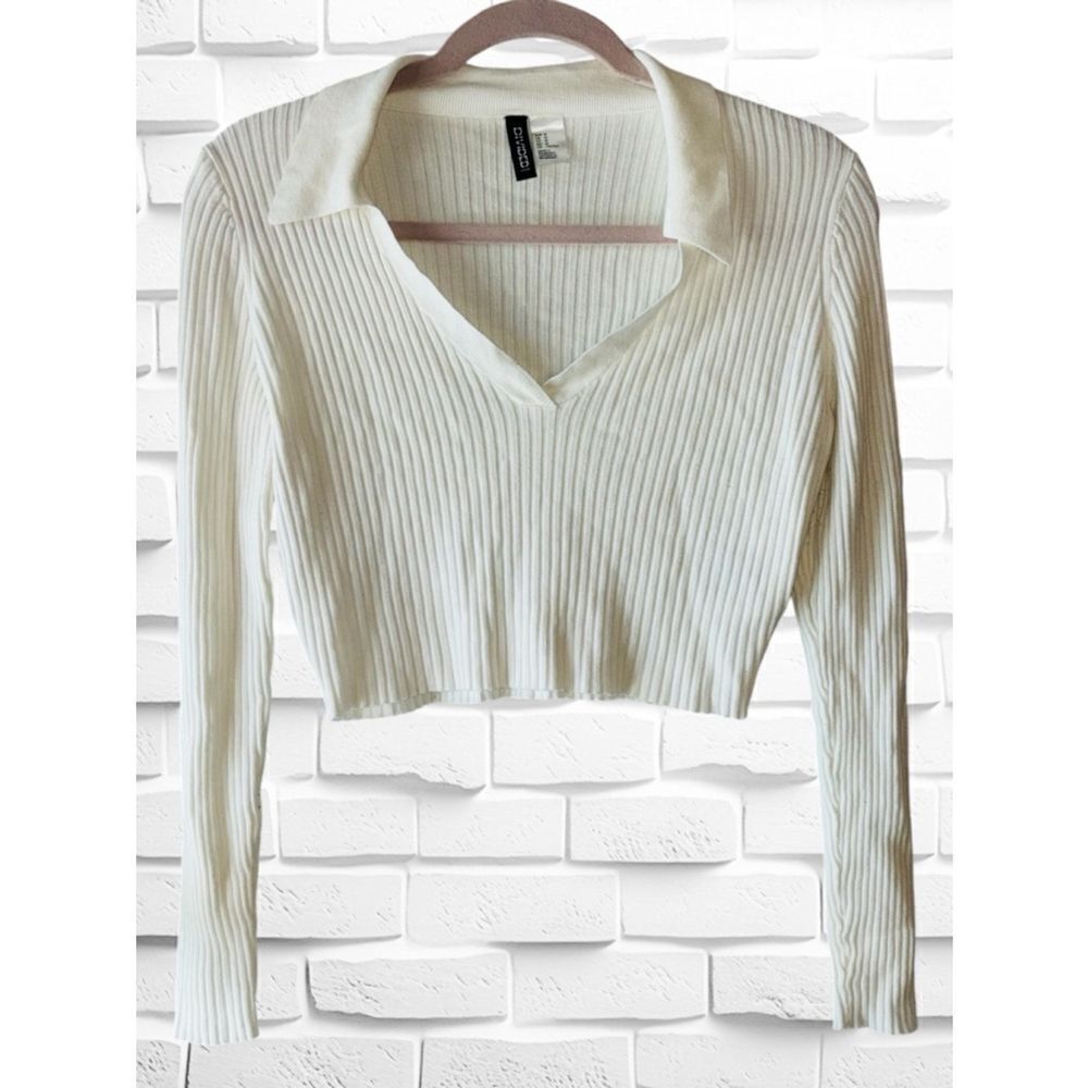 Divided by H&M Womens Medium Collared Ribbed Knit Long Sleeved Crop Top•Slim Fit - Picture 2 of 11